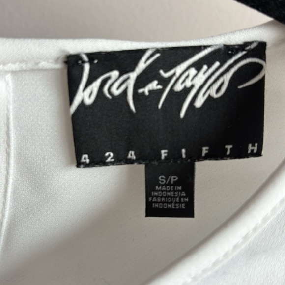 Lord and Taylor white shirt / tunic size S - Picture 2 of 4